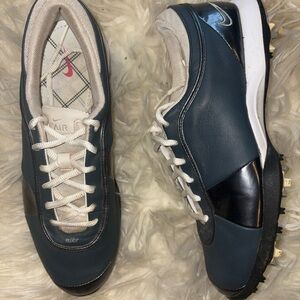 Nike women Navy and White Golf Shoes